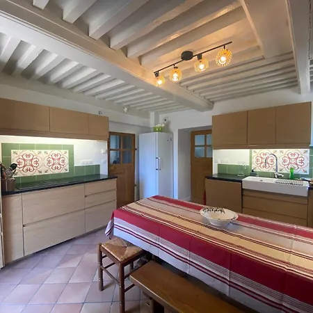 Maison De Caractère Au Cœur Des Volcans D'auvergne Villa *