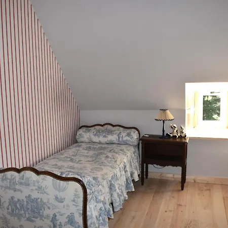 Maison De Caractère Au Cœur Des Volcans D'auvergne *